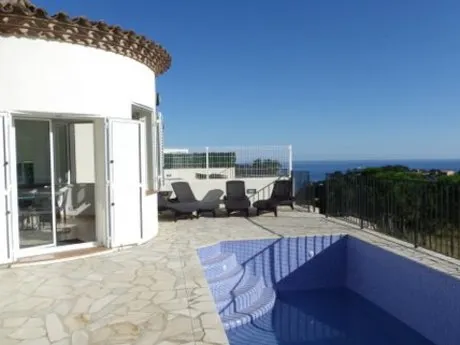 Casa 86 m2 - con jardín -  Costa Brava