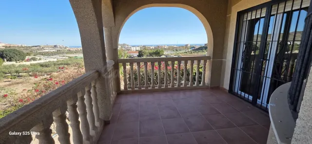 ESPECTACULAR VILLA EN VENTA EN ÁGUILAS - foto 4