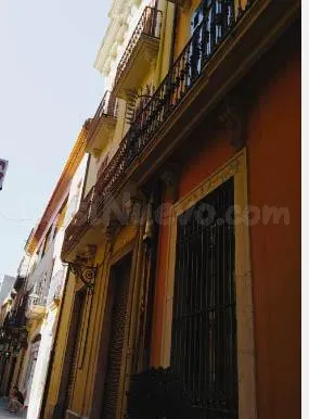 CASA MODERNISTA EN LA ZONA PEATONAL DE SANT FELIU DE GUÍXOLS - foto 4