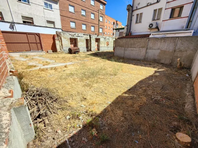 TERRENO EN ZONA CENTRO - foto 3