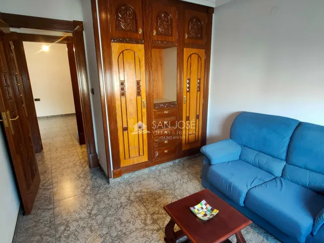 SE VENDE PISO AMPLIO EN BUEN ESTADO EN ZONA CENTRO DE ASPE - foto 4