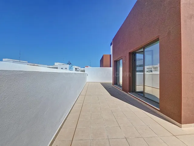 Magnifico ático nuevo en Estepona - foto 2
