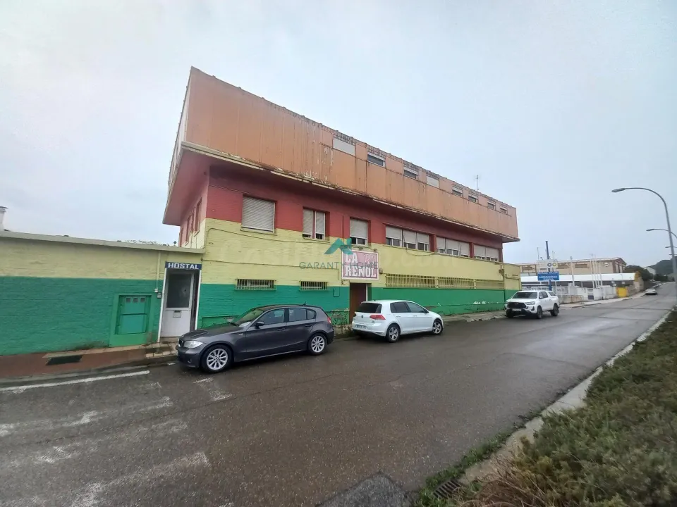 Oportunidad de Inversión: Hostal en Venta en Tudela