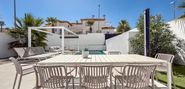 Chalet 4 habitaciones 240m² en venta - DOÑA PEPA — 31