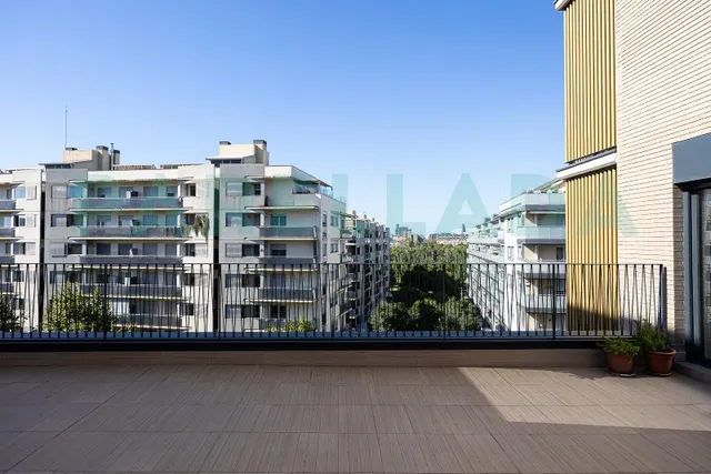 Precioso Ático de obra seminueva  con 2 plazas de aparcamiento y 2 trasteros incluidos — 26
