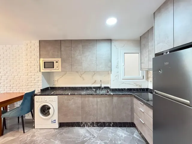Apartamento 2 habitaciones 65m² en venta - Estacion de autobuses — 13