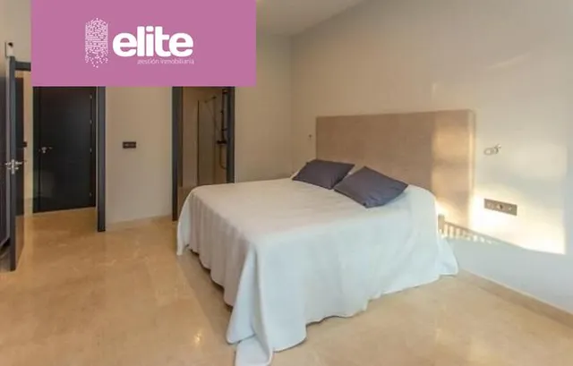 ESPECTACULAR CHALET CON PISCINA EN EL PUERTO DE SANTA MARIA — 35
