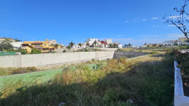 Terreno urbano en el norte de Tenerife – Oportunidad para de - foto 2