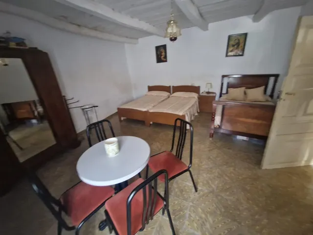 SE VENDE CASA A 2 KMS DE VALENCIA DE DON JUAN, PARCELA 479 M2, 168 M2 DE VIVIENDA. 3 habitaciones. — 7