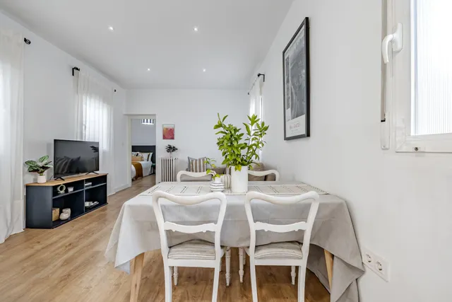 VIVIENDA REFORMADA Y MUY LUMINOSA EN RETIRO — 16