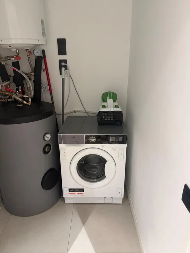 PISO REFORMADO Y AMUEBLADO — 12