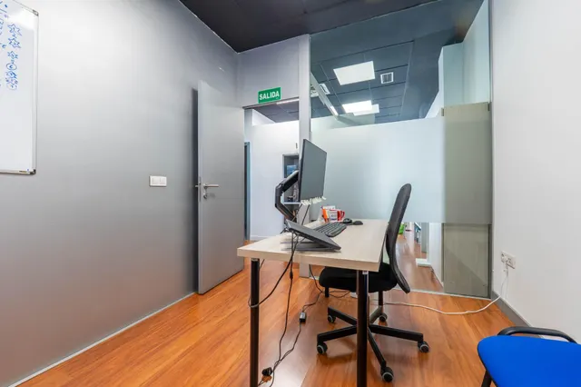 Edificio de 3 plantas destinado a oficinas junto a Centro Comercial Serrallo — 19