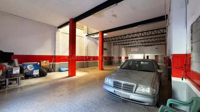GRAN LOCAL EN PEGO CON MÚLTIPLES POSIBILIDADES — 562 m2 + PA - foto 2