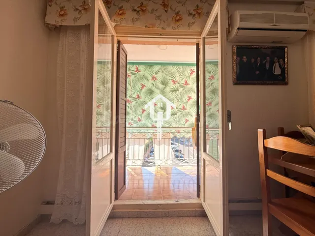 PISO EN VENTA EN ALICANTE. ZONA VIRGEN DEL REMEDIO.100m2, 3 habitaciones, 1 BAÑO, BALCÓN, CUARTA PLANTA CON ASCENSOR — 5