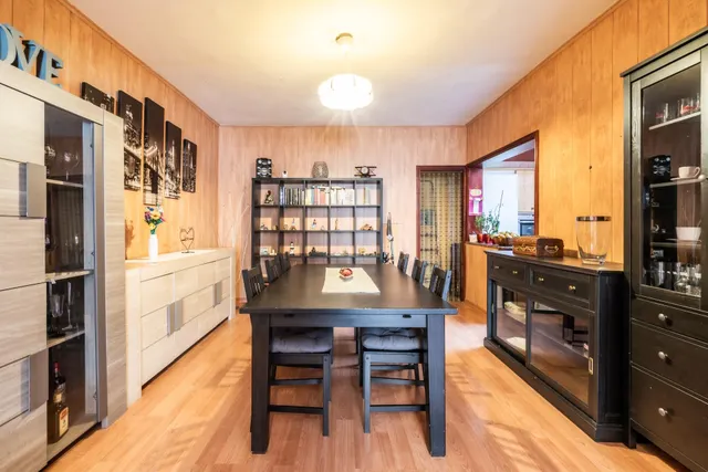 Casa de 4 plantas en zona céntrica de La Laguna · Ideal para inversores y familias numerosas · Muchas posibilidades — 12