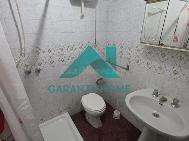 ¡SE ALQUILA PISO PARA ESTUDIANTES EN ZONA PERÚ! - foto 5