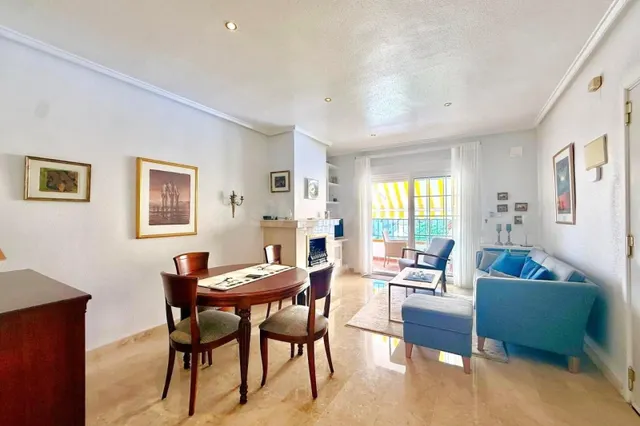 Apartamento en la Última Planta Orientado al Sur con Soláriu - foto 3