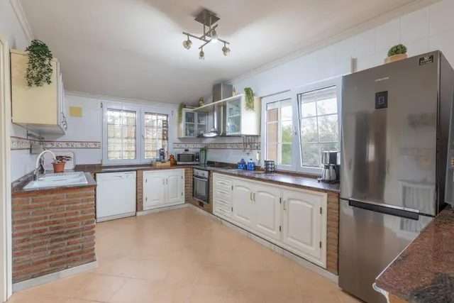 ¡¡EXCLUSIVA VIVIENDA DE ALTO STANDING EN UNA PARCELA DE 3.166 m2 EN ALHENDIN!! — 10