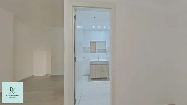 LOCAL COMERCIAL A ESTRENAR — 19