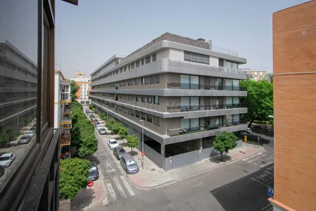 Amplio piso de 4 dormitorios con ascensor en El Plantinar — 6