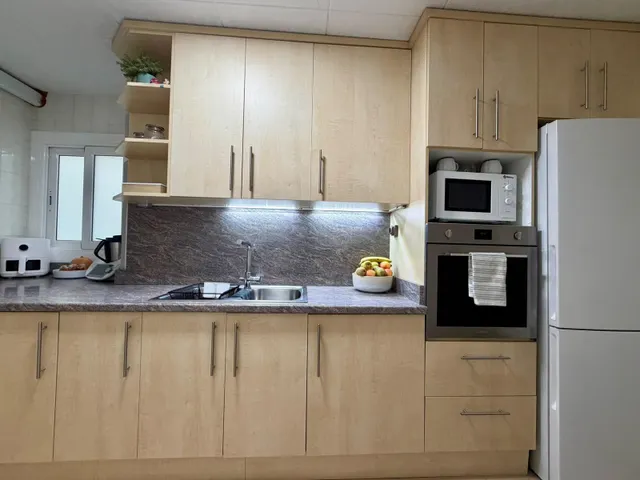 4 habitaciones. Mil posibilidades. Una sola oportunidad junto a Avenida Concordia. — 17