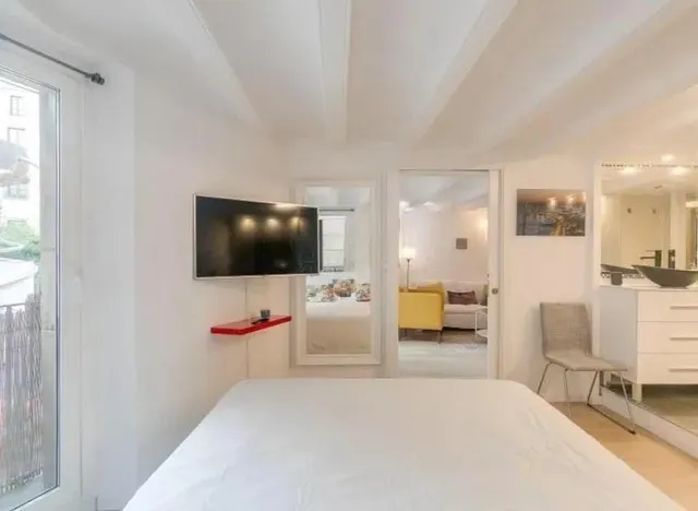 PISO EN VENTA EN EL GÒTIC — 13