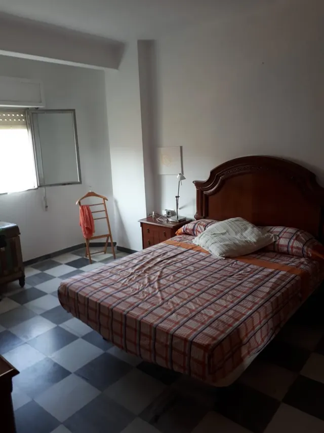 BONITA CASA FAMILIAR EN BAYARQUE. ALMERÍA. — 14