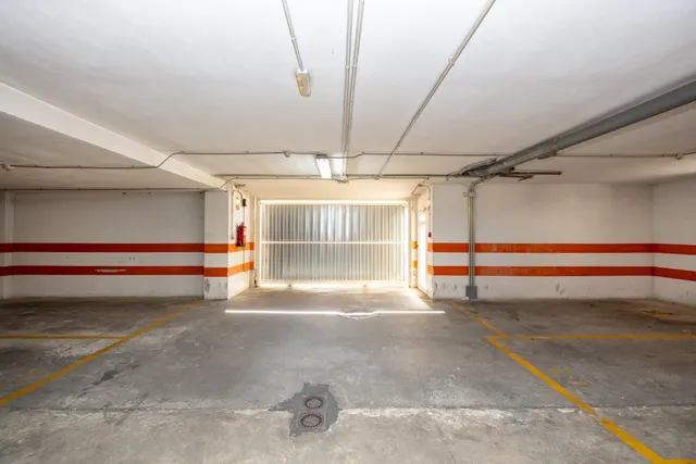 **Piso en venta en Carretera de la Sierra - Oportunidad única** — 31