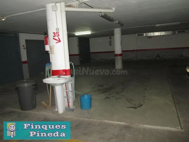Parking para 2 coches en el centro de Pineda de Mar — 4
