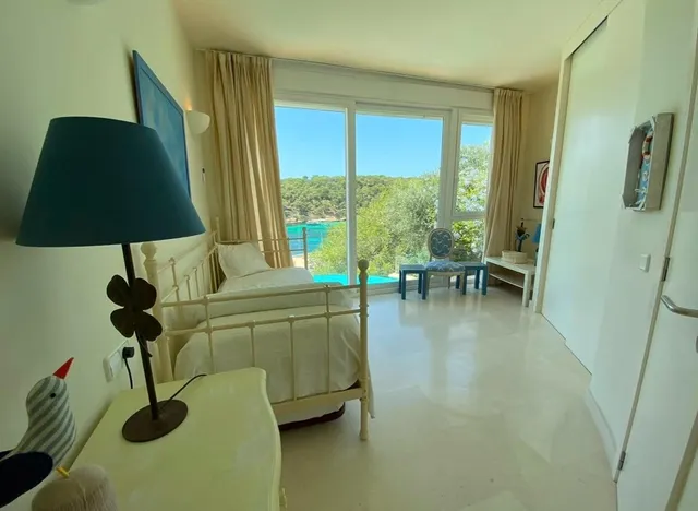 Espectacular Villa Frente al Mar con acceso DIRECTO al MAR en Portals Vells — 11