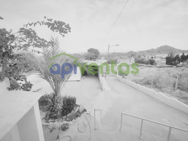 Casa con terreno en JARAVIA (Pulpi) — 40