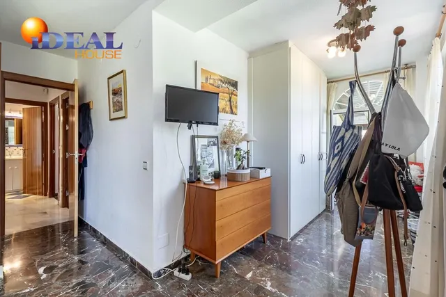 CASA PAREADA EN LA ZUBIA CON PISCINA, ZONA DE BARBACOA Y JARDÍN — 29