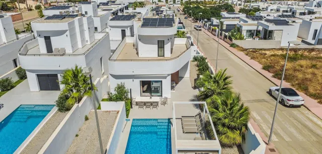 Chalet 4 habitaciones 240m² en venta - DOÑA PEPA — 14