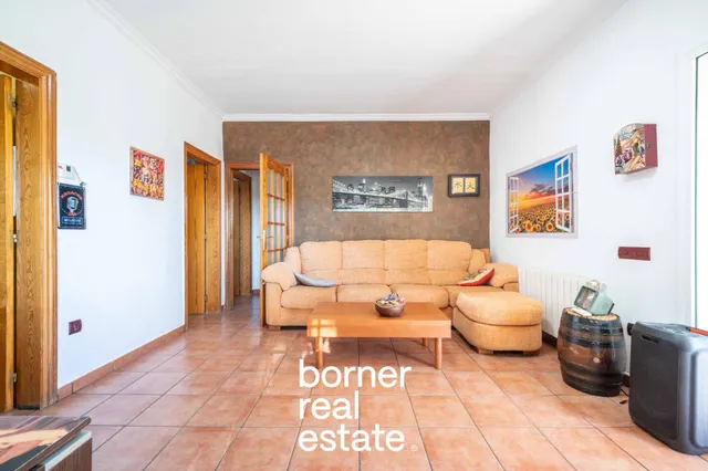 Casa con jardín en Sant Muç, Rubí — 19