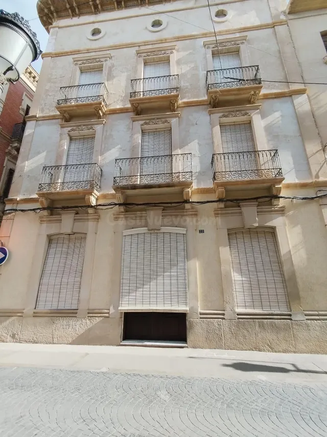 SE VENDE CASA INDEPENDIENTE EN NOVELDA - foto 2
