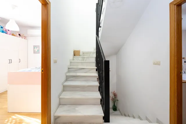 Maravillosa casa  a pocos minutos  andando  al  centro de La Zubia — 35