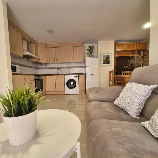 ACOGEDOR APARTAMENTO EN PERFECTO ESTADO EN SEGUNDA LÍNEA DE  - foto 5