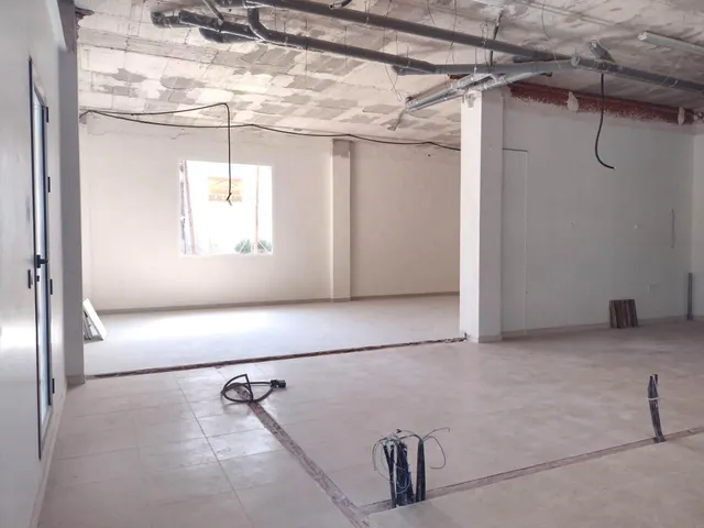 ¡Se alquila local comercial en Puente Tocinos! — 4