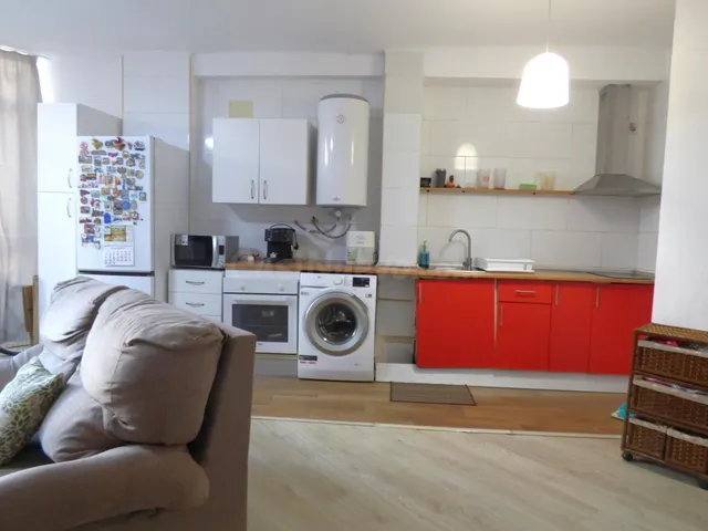 Vivienda con ascensor muy luminosa - foto 3