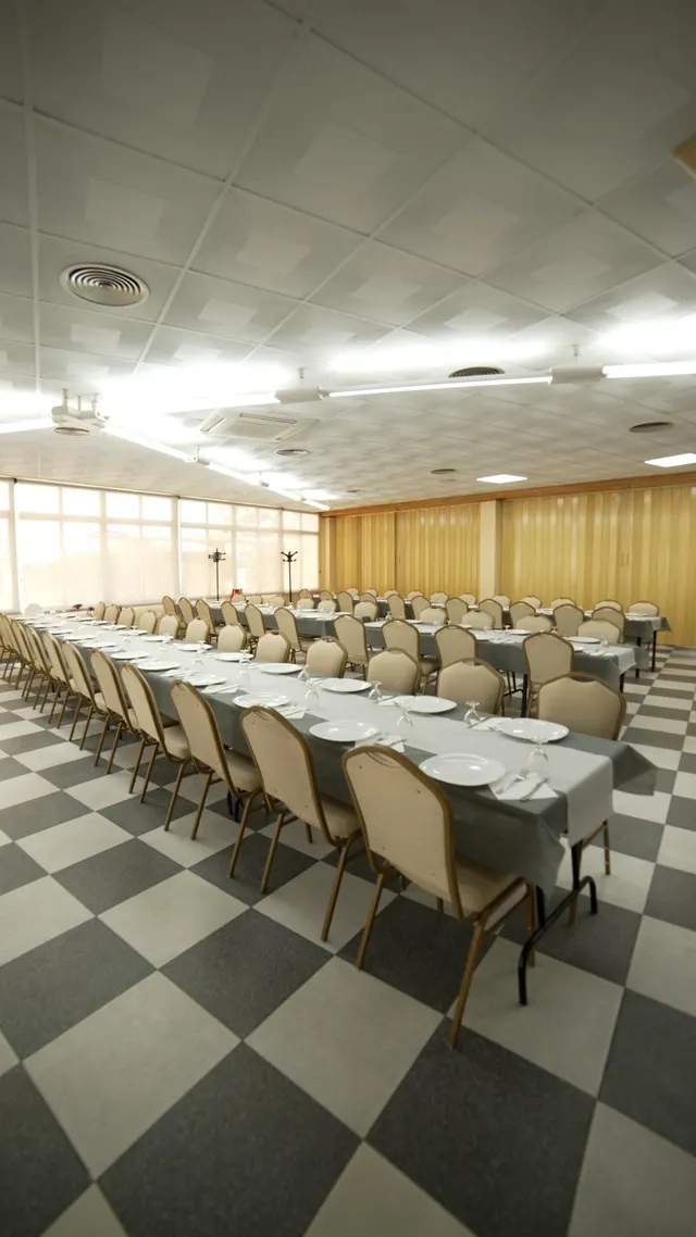 RESTAURANTE LISTO PARA EJERCER ACTIVIDAD EN LA MATANZA (ORIHUELA). — 9