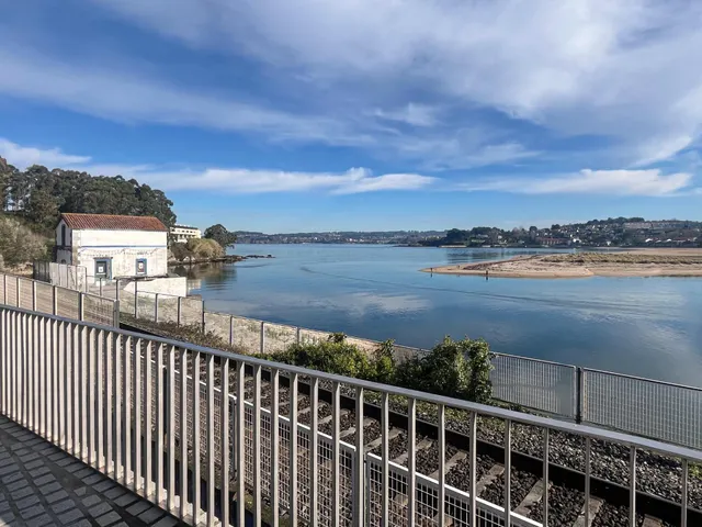 Casa para rehabilitar, con vistas al mar, en As Xubias — 13