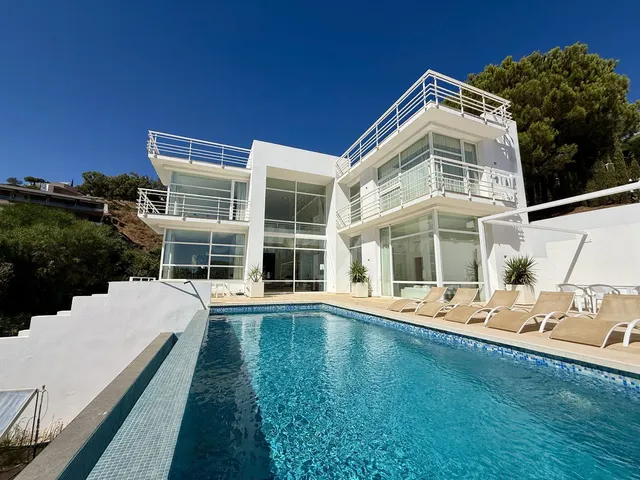 Chalet 4 habitaciones 556m² en venta - Riviera del sol