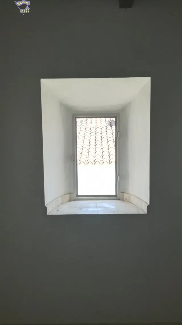 VENTA DE CASA EN PLENO CENTRO DEL BARRIO BAJO — 18
