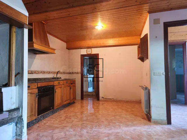 Casa para reformar con garaje en Lamas, San Sadurniño - foto 5