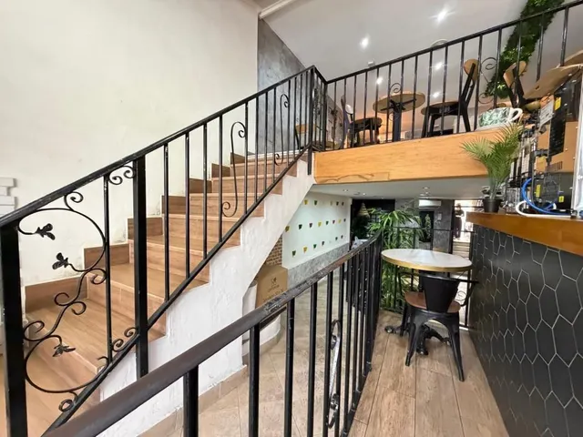 Local comercial 150m² en venta - torrevieja — 8