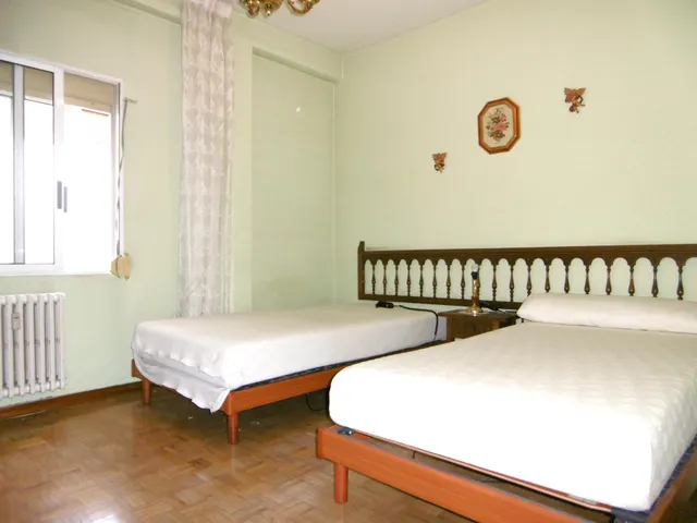 VIVIENDA DE 2 DORMITORIOS Y TERRAZA FRENTE A PLAZA DE TOROS — 7
