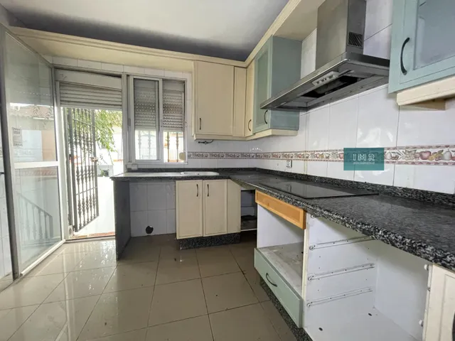 Casa pareada en cavaleri – Mairena del Aljarafe | junto al metro — 15