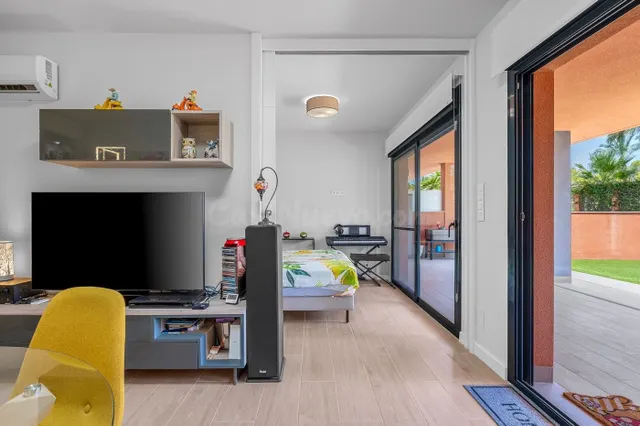 APARTAMENTO DE 2 DORMITORIOS Y 2 BAÑOS EN ORIHUELA COSTA — 20