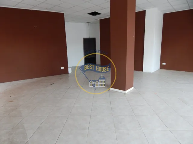 LOCAL COMERCIAL EN UNA EXCELENTE UBICACIÓN EN ONTINYENT — 5