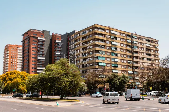 Piso en Venta 3 Dormitorios 1 Baño — 21